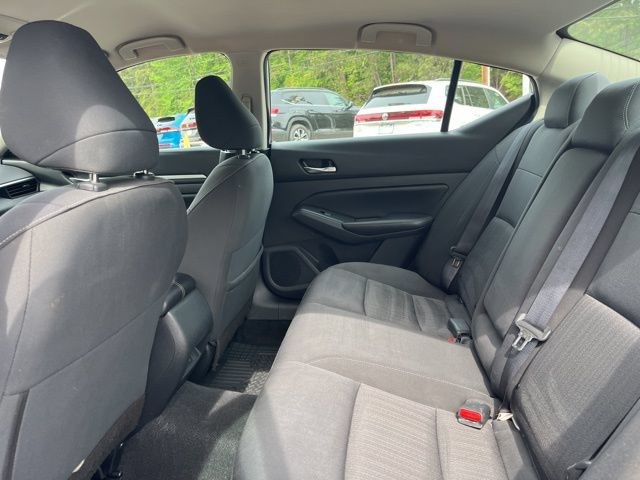 Used 2022 Nissan Altima 2.5 SV FWD image 12