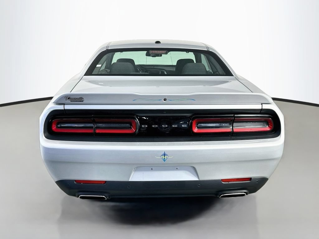 Used 2022 Dodge Challenger GT RWD image 6