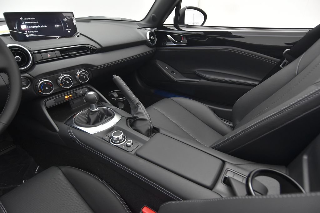 New 2026 MAZDA MX-5 Miata Grand Touring w/ Weather Package RWD image 29