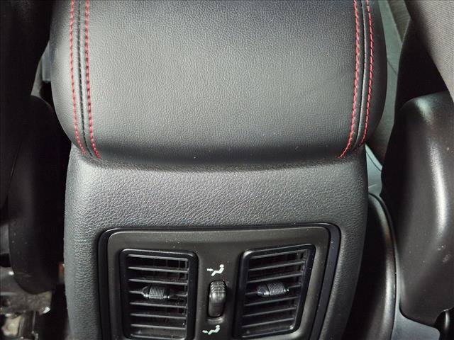 Used 2023 Dodge Durango GT w/ Blacktop Package RWD image 15