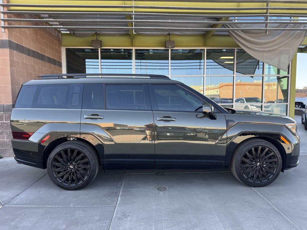 Used 2024 Hyundai Santa Fe Calligraphy image 9