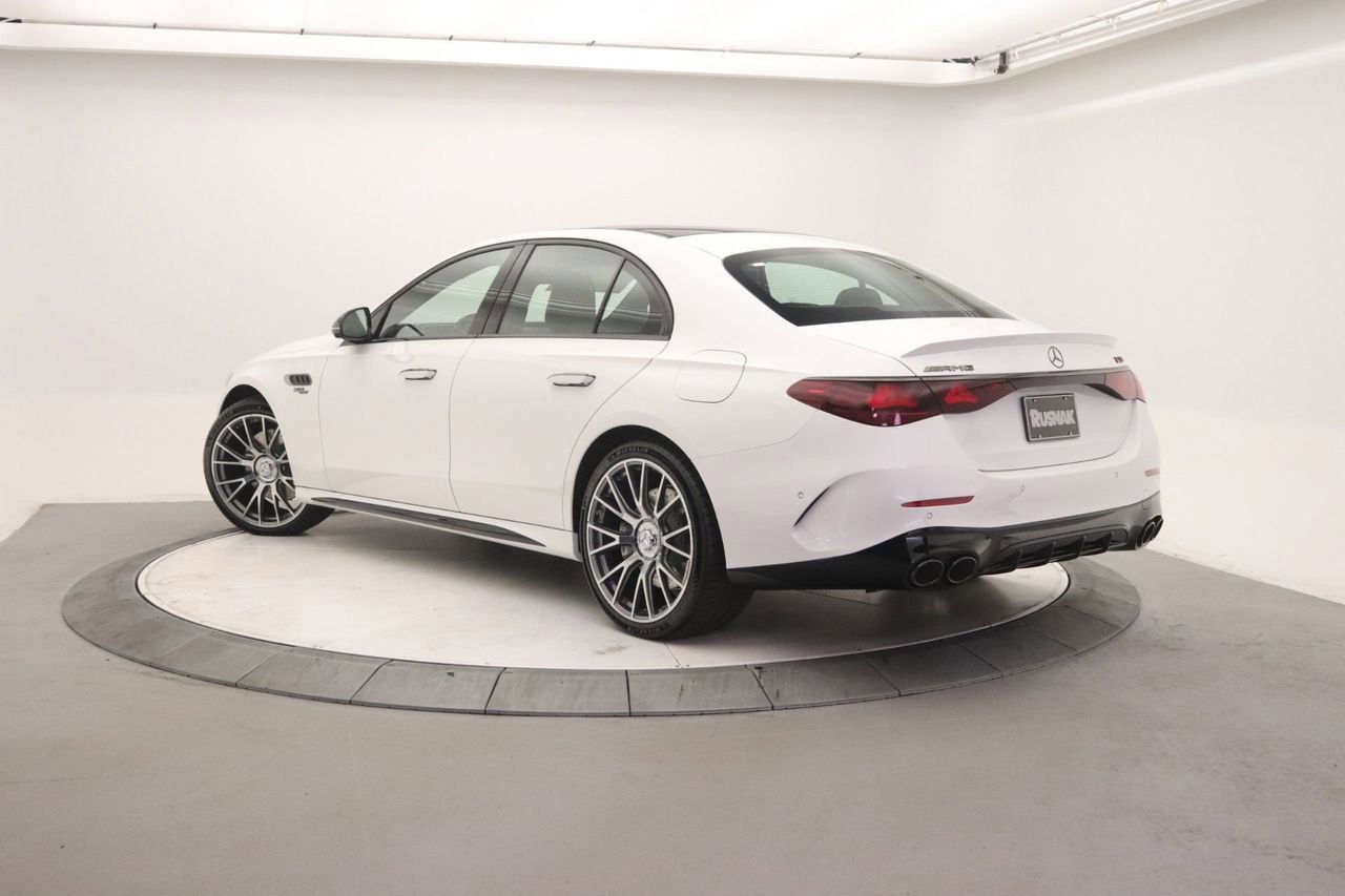 New 2026 Mercedes-Benz E 53 AMG e 4MATIC Sedan image 2