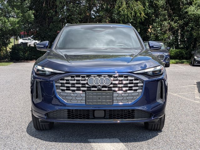 Certified 2025 Audi Q5 Premium w/ Convenience Package AWD/4WD image 2