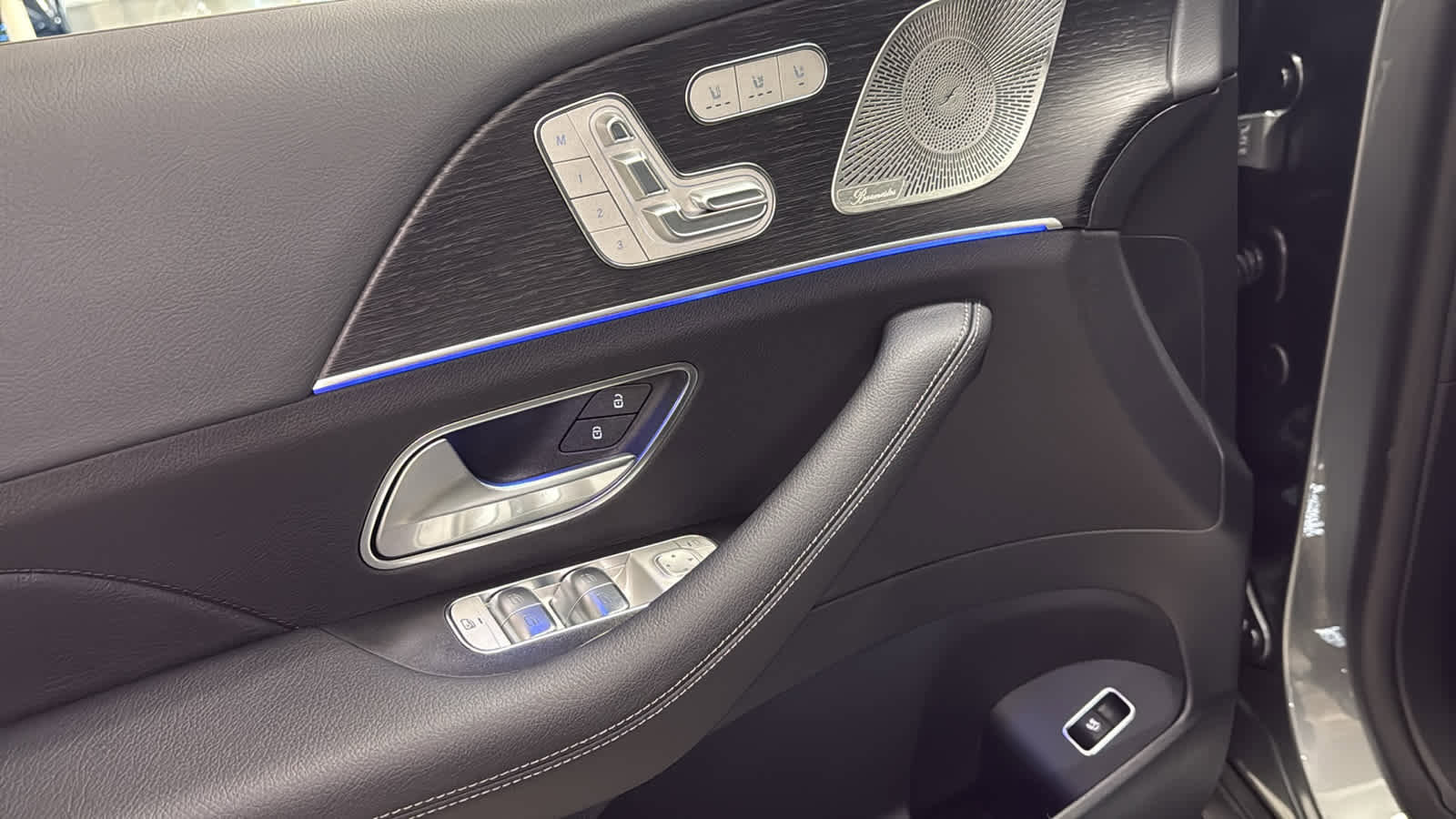 New 2026 Mercedes-Benz GLE 450 4MATIC Coupe image 16