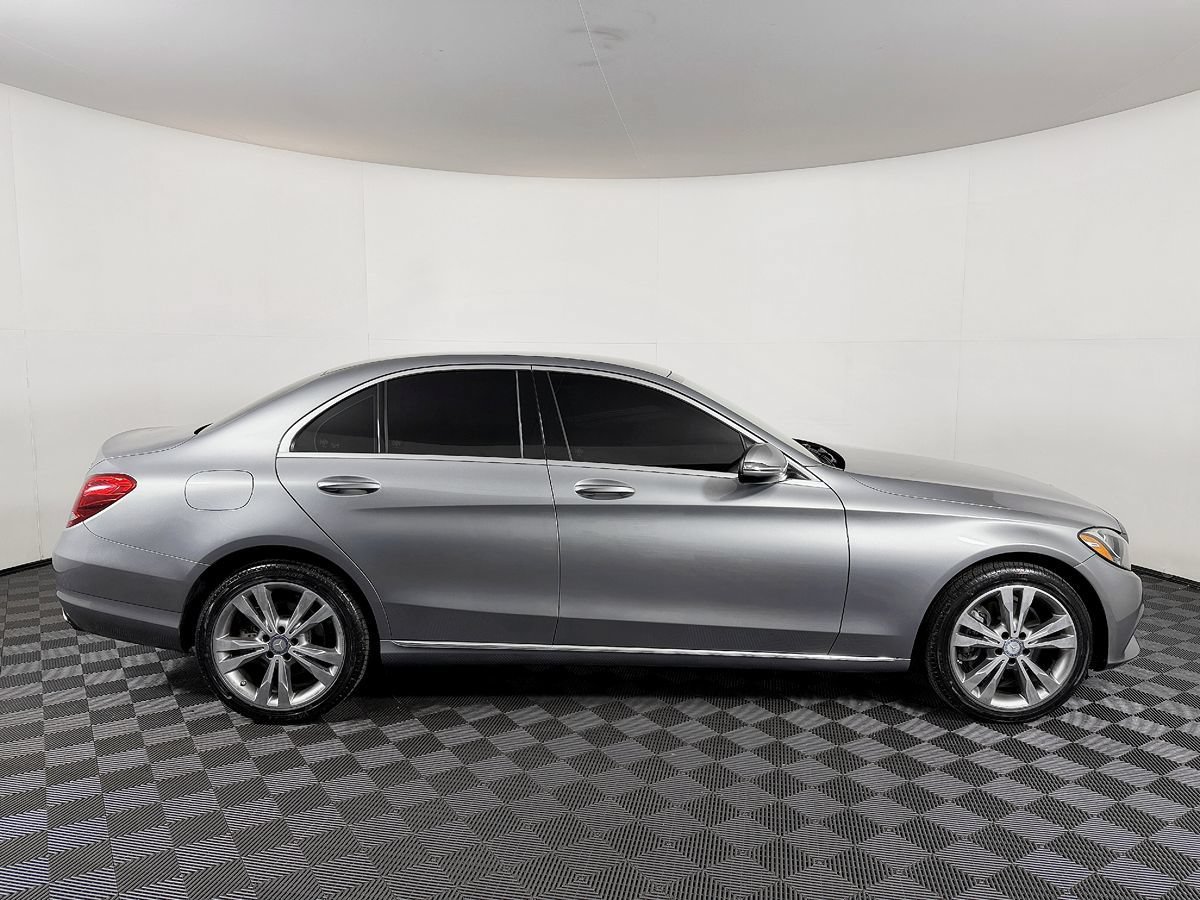 Used 2016 Mercedes-Benz C 300 4MATIC Sedan image 7