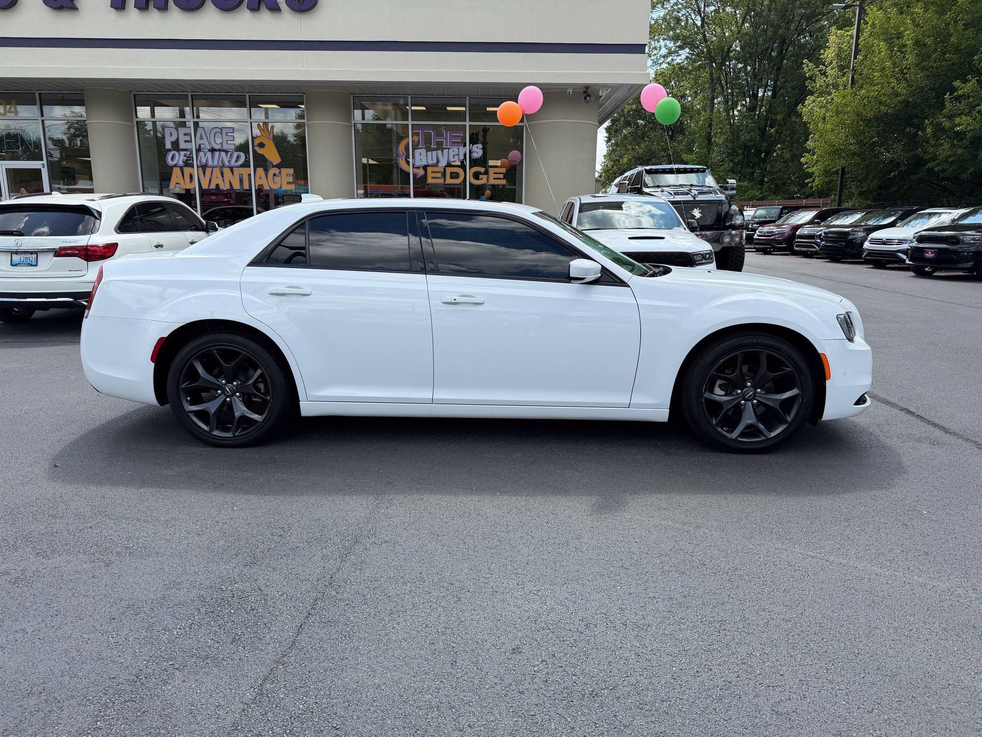 Used 2023 Chrysler 300 S RWD image 6