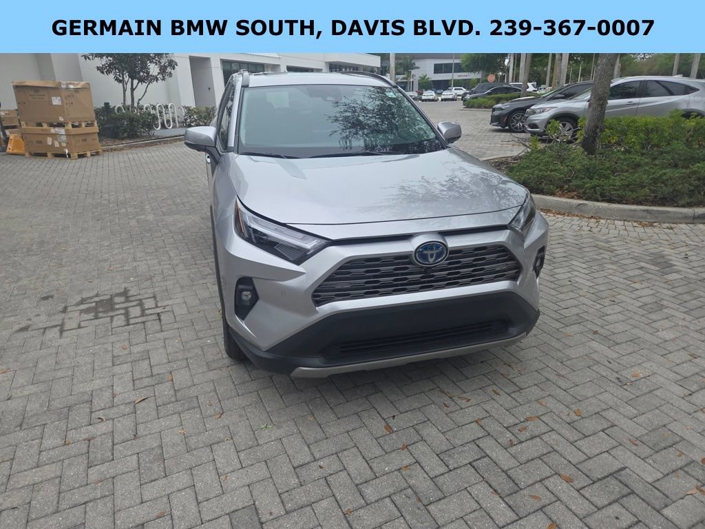 Used 2023 Toyota RAV4 Limited image 29