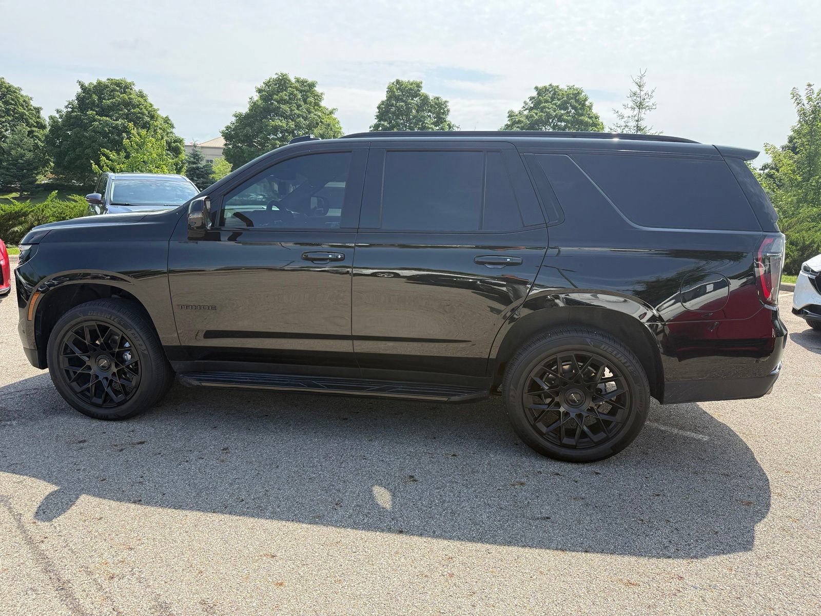 Used 2025 Chevrolet Tahoe RST w/ Comfort Package AWD/4WD image 8