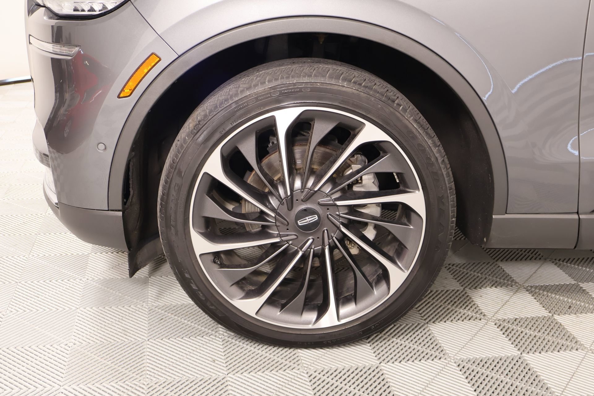 Used 2024 Lincoln Aviator Reserve w/ Equipment Group 201A image 19