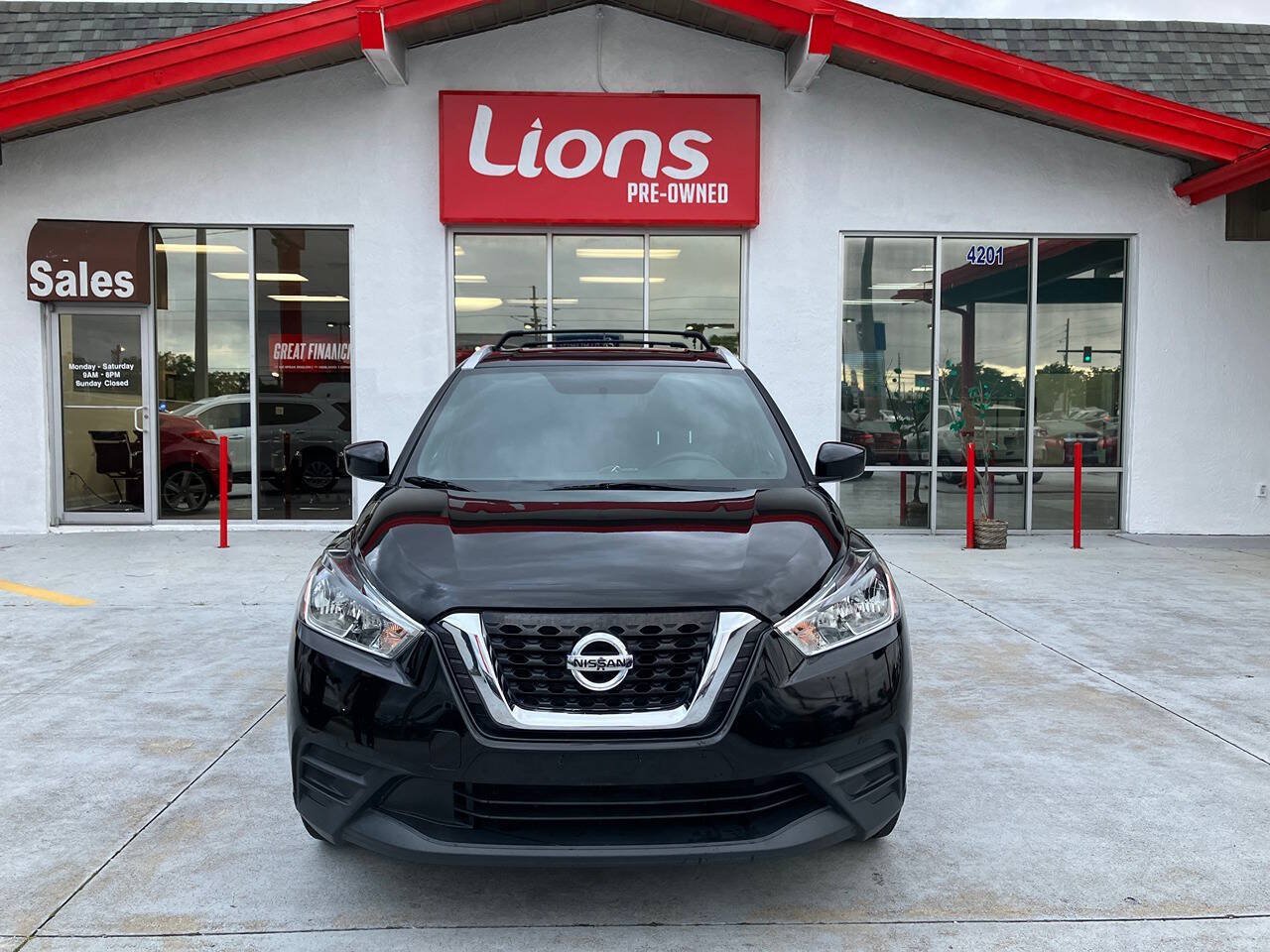 Used 2019 Nissan Kicks SV w/ Exterior Package