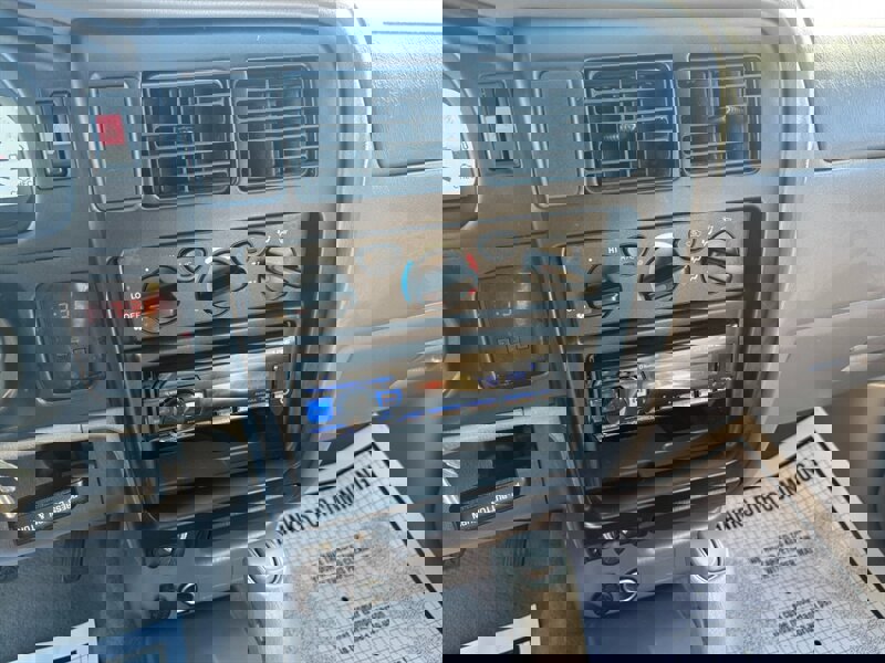 Used 2002 Toyota Tacoma PreRunner image 15