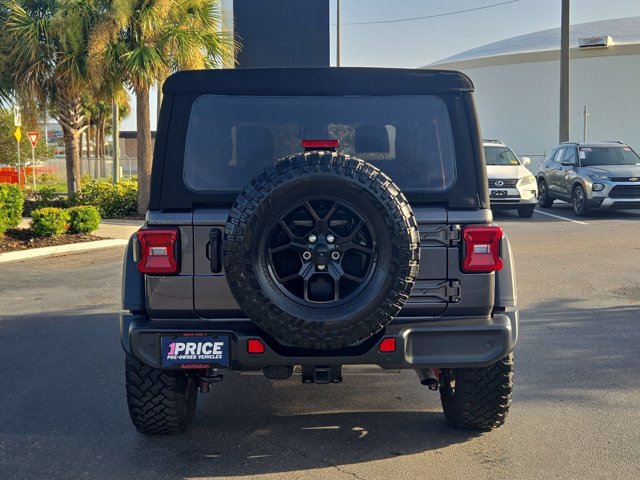 Used 2024 Jeep Wrangler Unlimited Sport AWD/4WD image 7