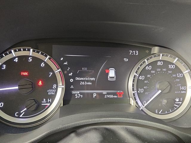 Used 2025 Toyota Highlander XLE AWD/4WD image 17