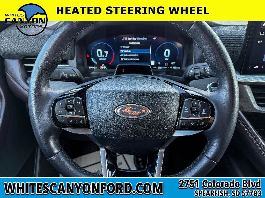 Used 2025 Ford Explorer Platinum w/ LUX Leather Package image 17