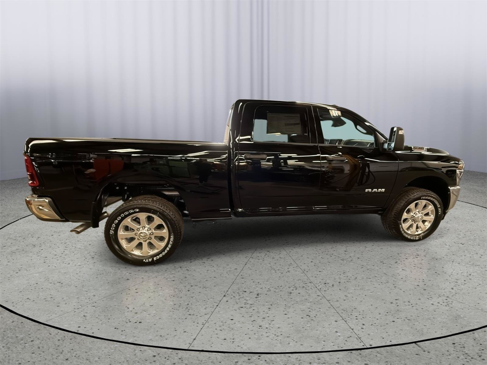 New 2026 RAM 2500 Big Horn AWD/4WD image 7