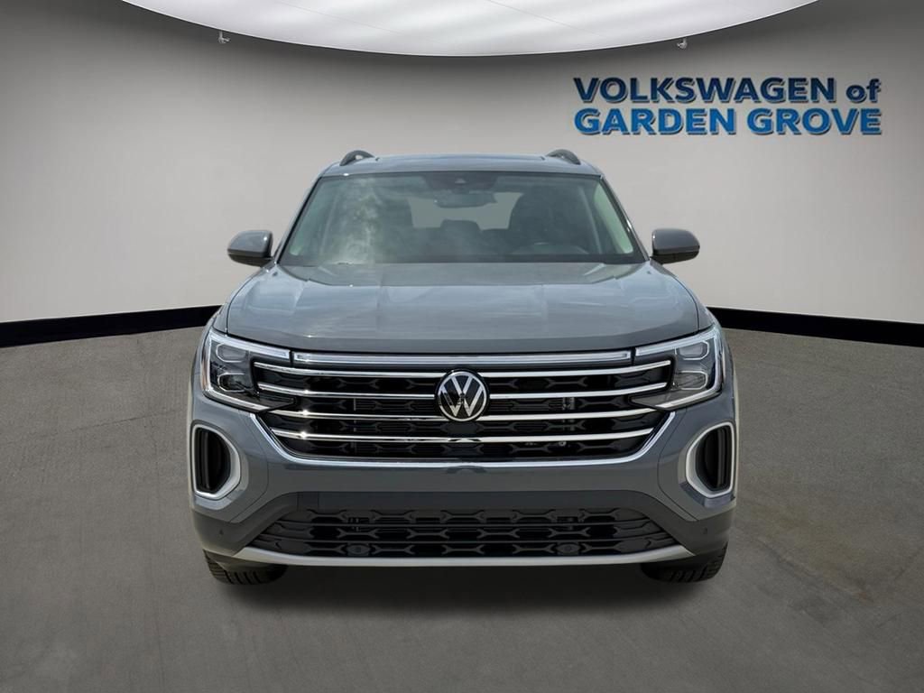 New 2026 Volkswagen Atlas SE FWD image 3