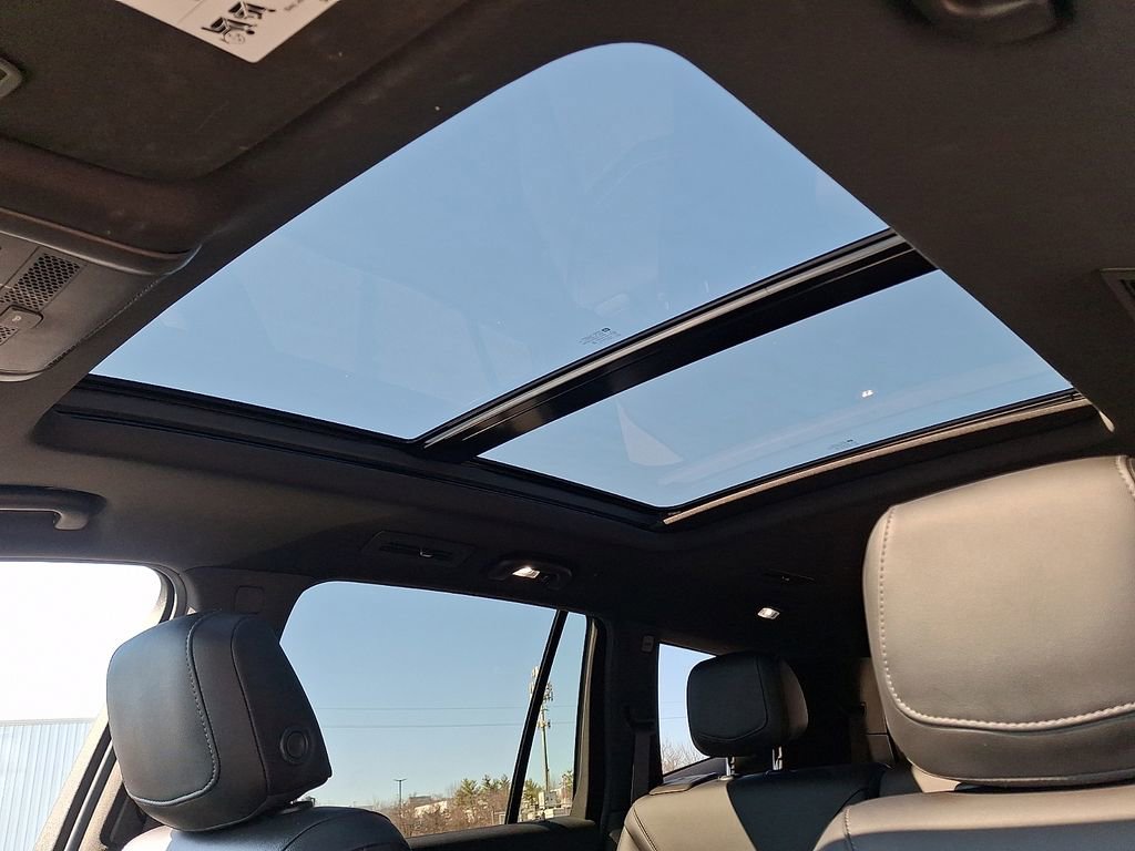 Used 2021 Cadillac XT6 Premium Luxury image 16