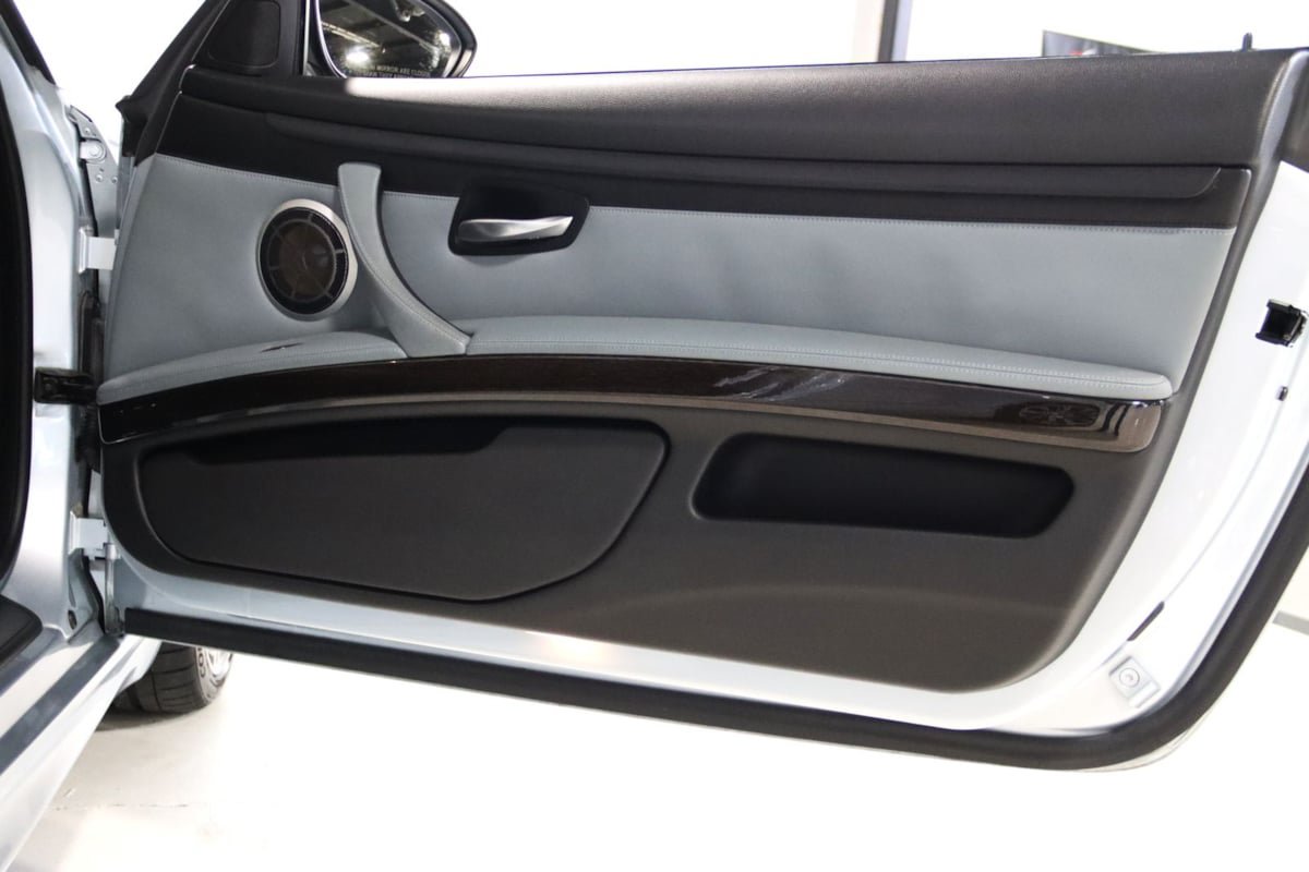 Used 2011 BMW M3 Convertible RWD image 52
