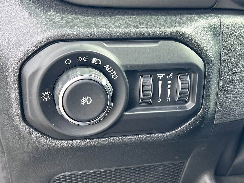 Used 2021 Jeep Wrangler Unlimited Rubicon image 21