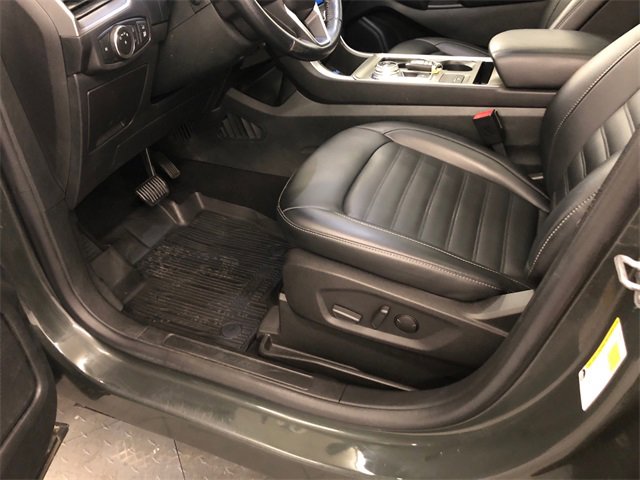 Used 2022 Ford Edge SEL w/ Convenience Package image 17