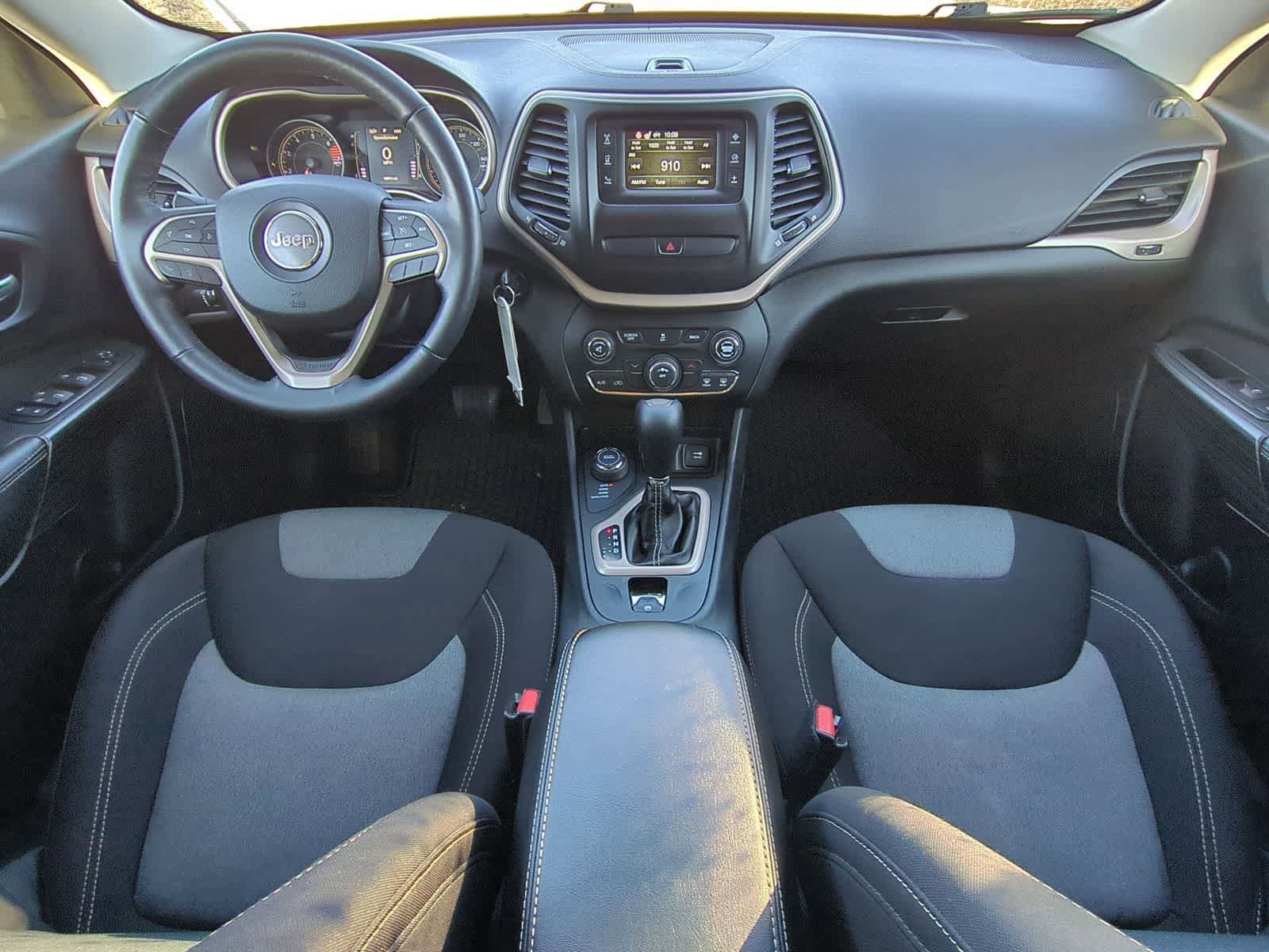 Used 2016 Jeep Cherokee Sport w/ Cold Weather Group image 15