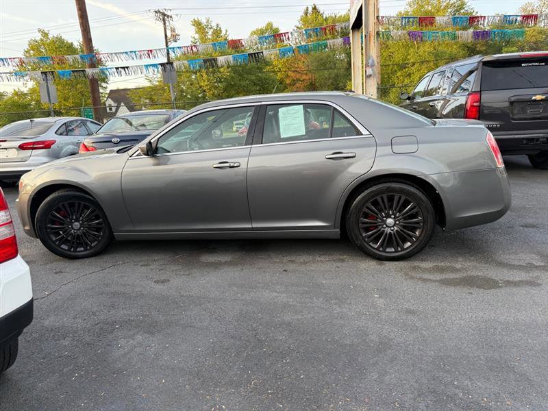 Used 2012 Chrysler 300 S w/ Luxury Group image 31