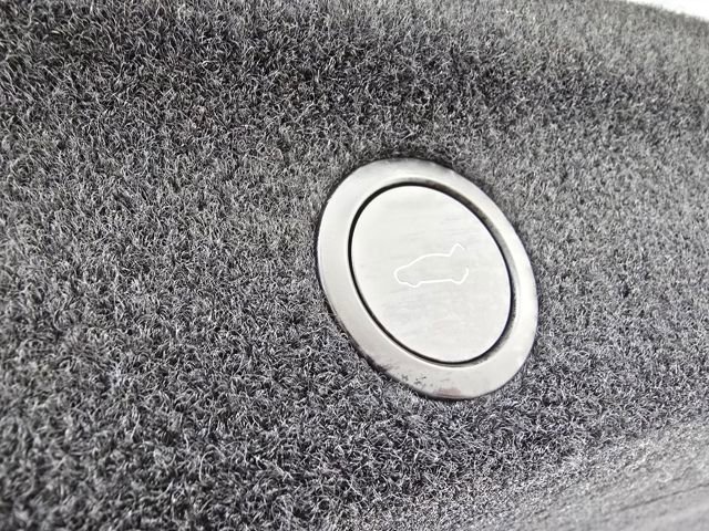 Used 2026 Tesla Model Y Long Range image 45