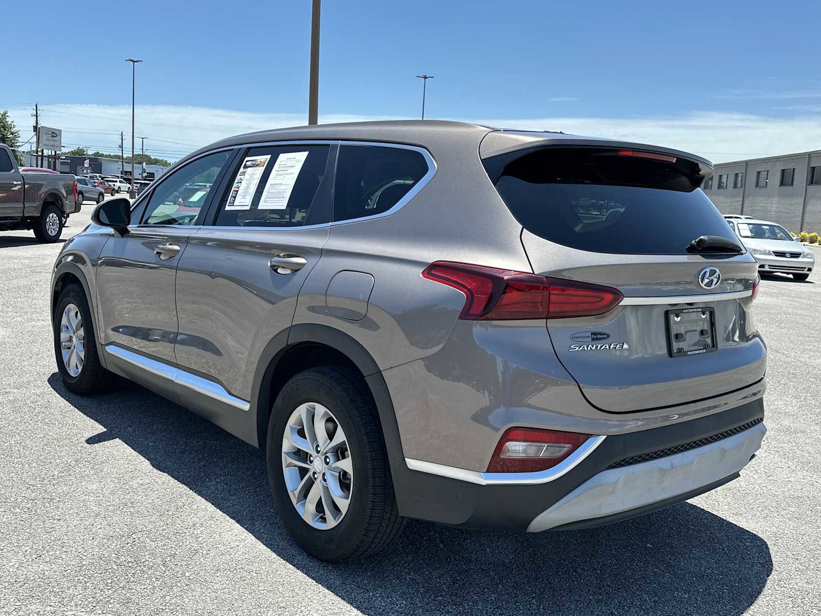Used 2019 Hyundai Santa Fe SE FWD image 5