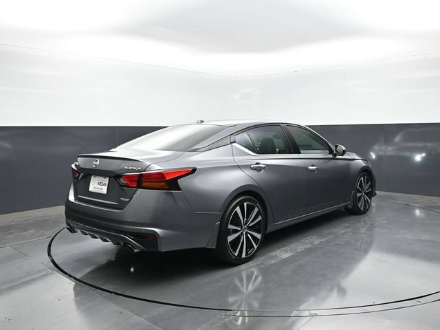 Used 2020 Nissan Altima 2.0 Platinum FWD image 8