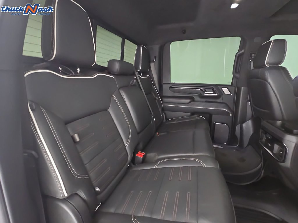 Used 2025 GMC Sierra 2500 AT4X AWD/4WD image 33