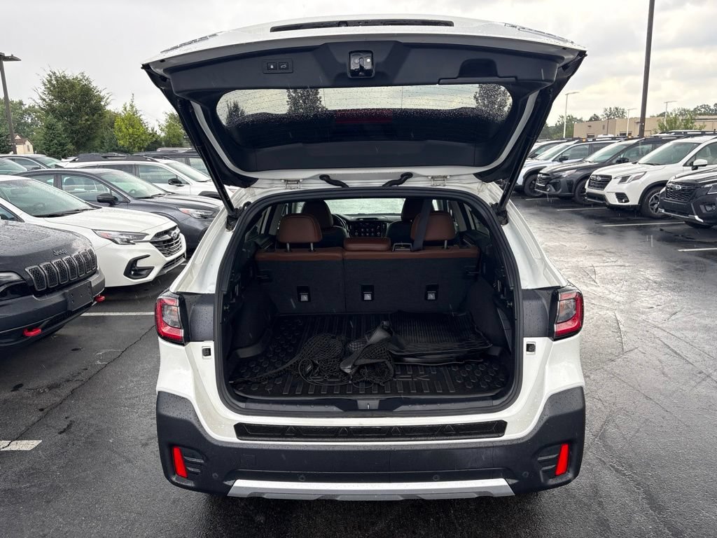 Certified 2021 Subaru Outback Touring AWD/4WD image 8