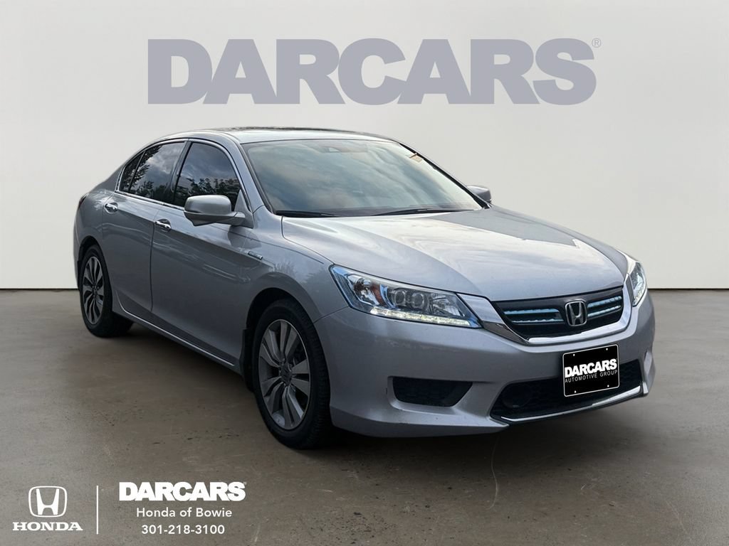 Used 2015 Honda Accord Touring image 1