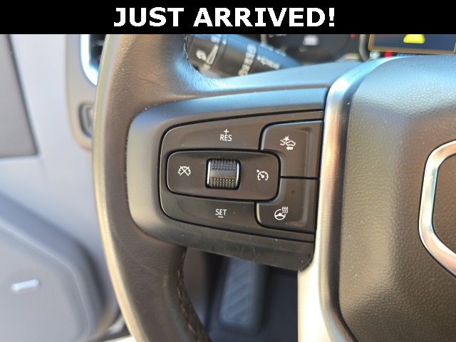 Used 2021 GMC Yukon SLT w/ SLT Luxury Package image 16