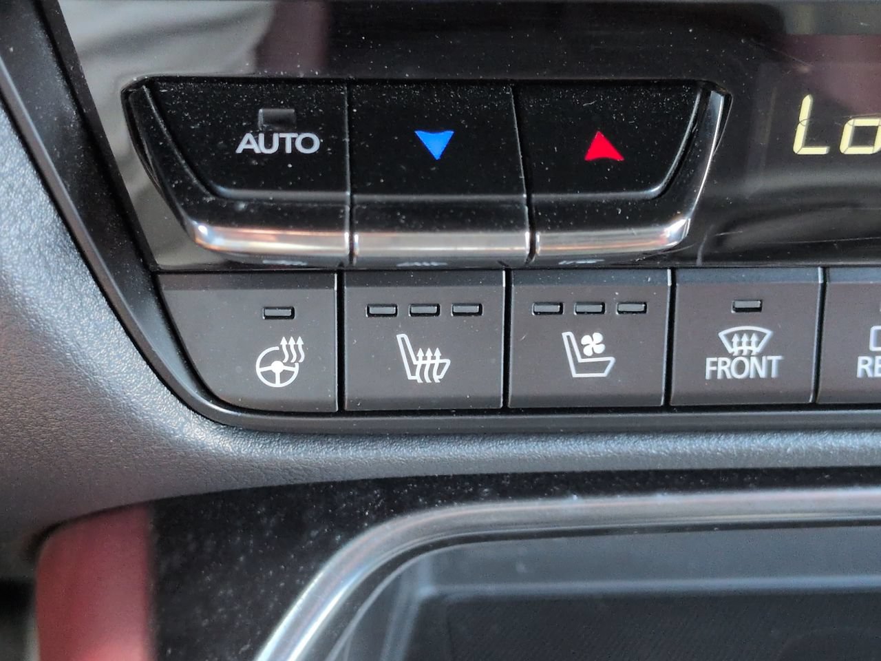 Used 2025 MAZDA CX-70 Plug-In Hybrid w/ Premium Plus AWD/4WD image 24