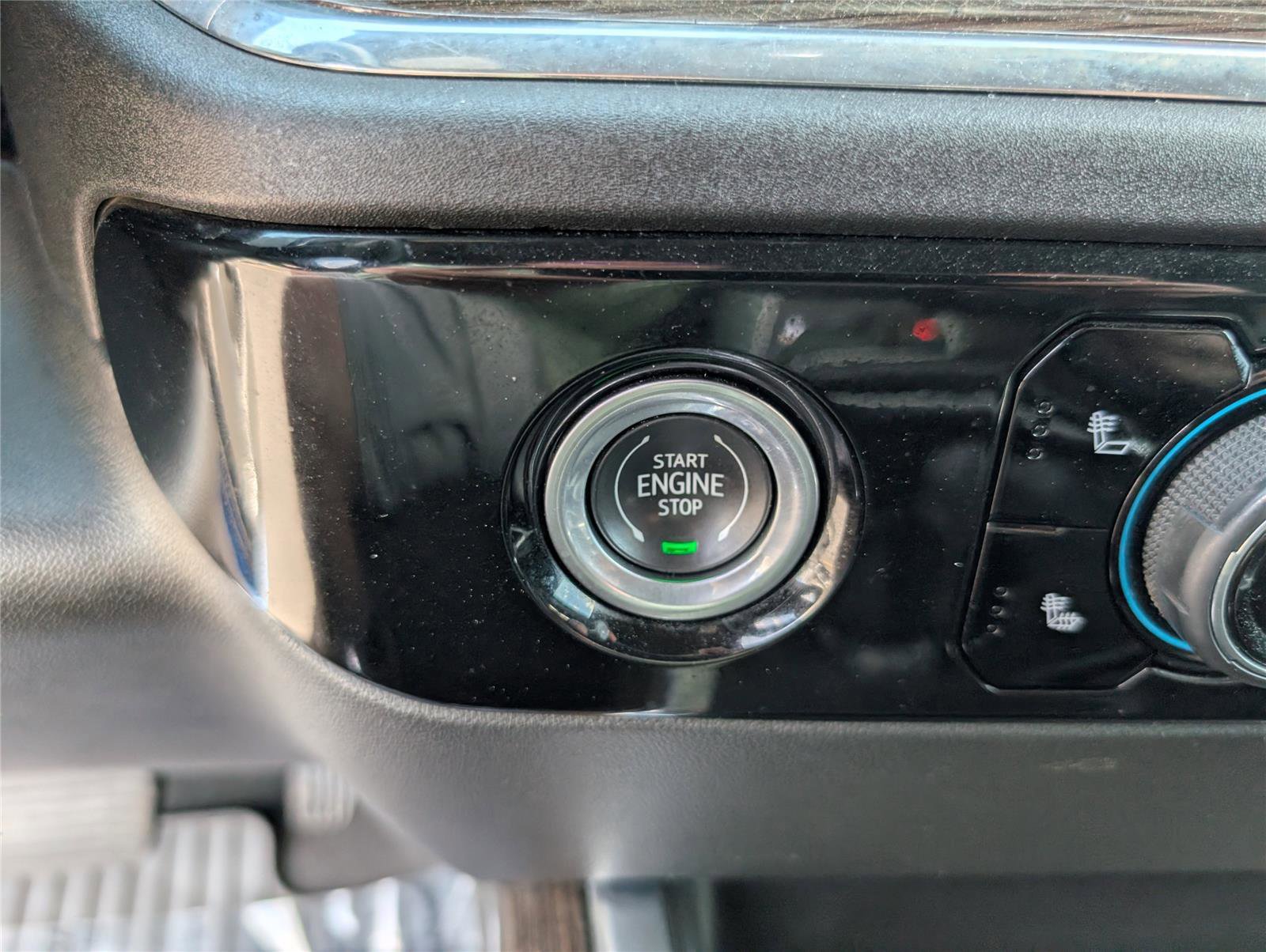 Used 2023 Chevrolet Silverado 1500 LT image 21