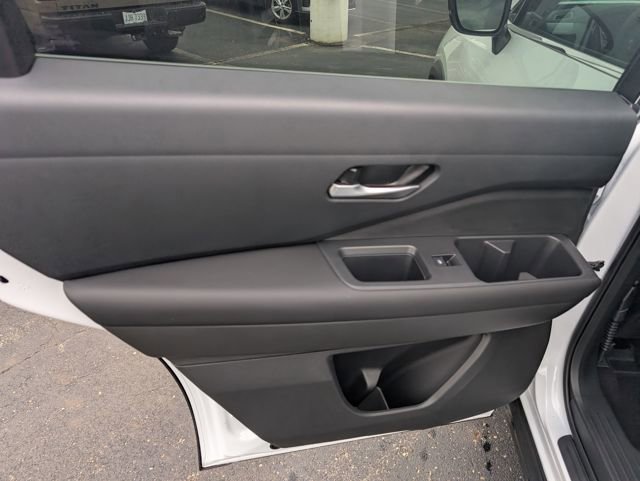 New 2026 Nissan Pathfinder SL image 11