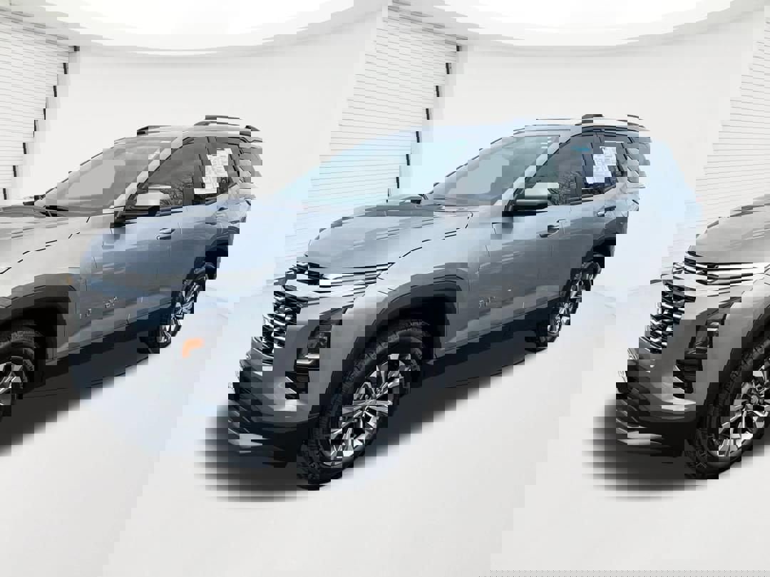 New 2026 Chevrolet Equinox LT w/ Convenience Package II image 1