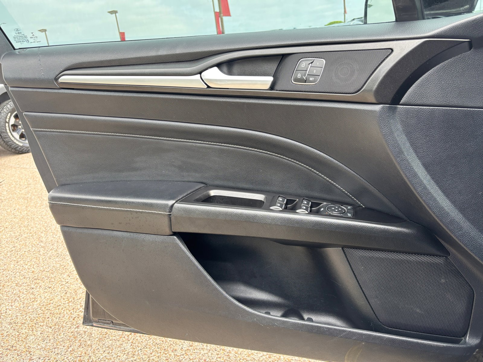 Used 2019 Ford Fusion Titanium image 30