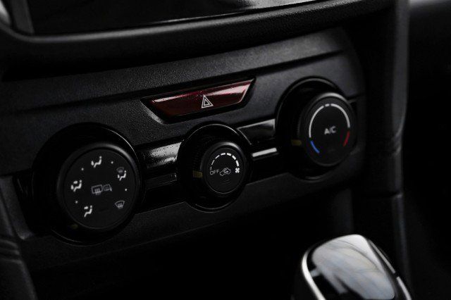 Used 2019 Subaru Crosstrek 2.0i Premium image 21