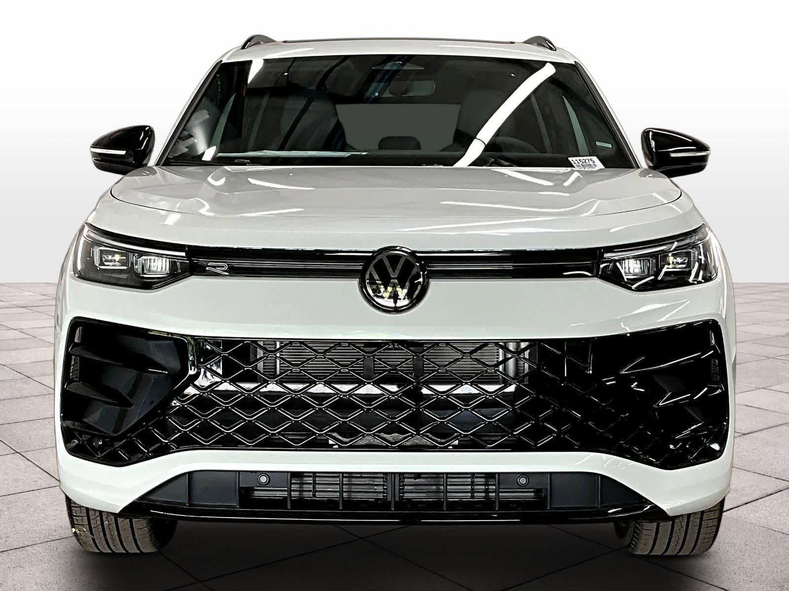 New 2026 Volkswagen Tiguan SE R-Line AWD/4WD image 5
