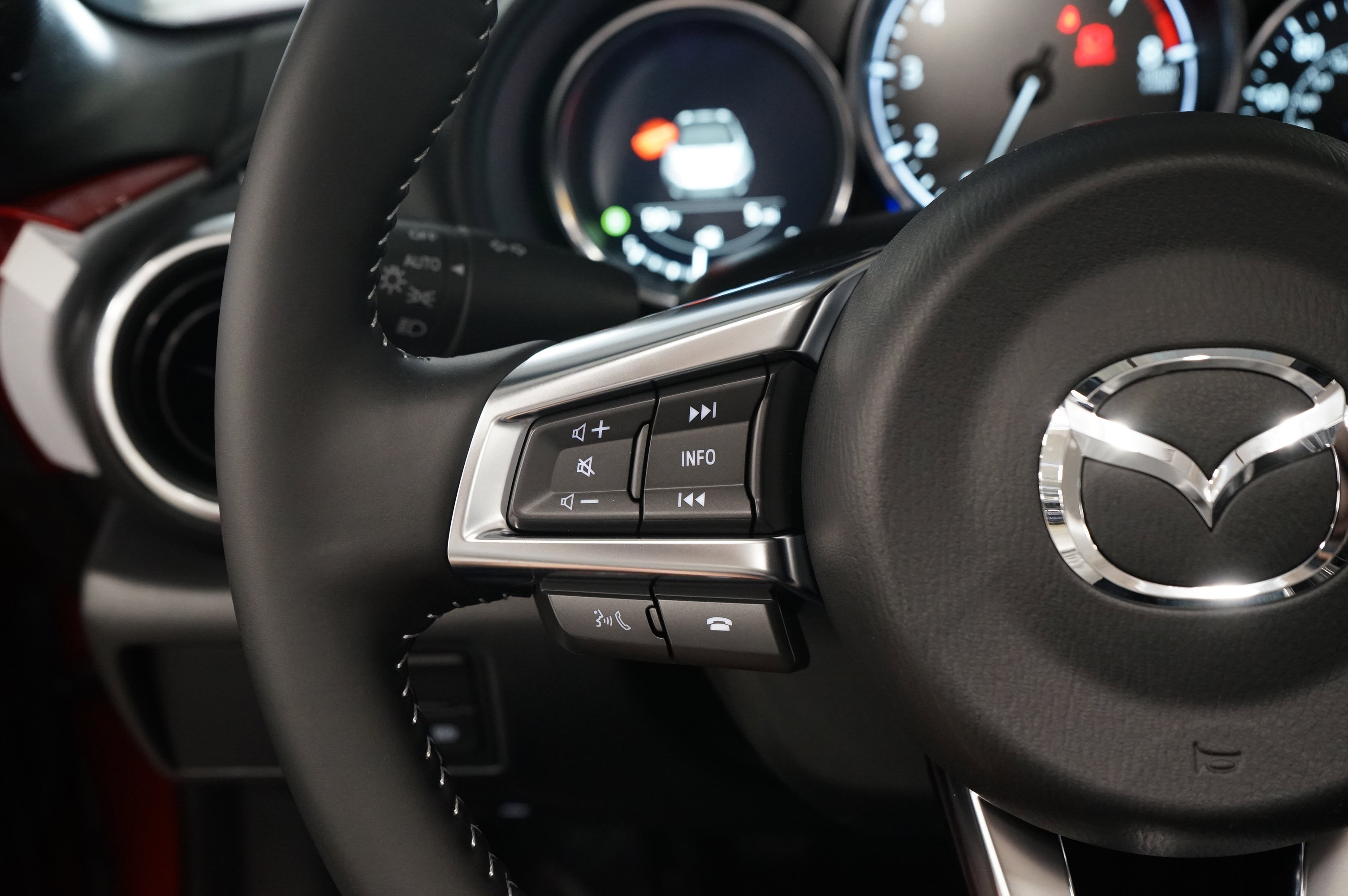 New 2025 MAZDA MX-5 Miata Grand Touring w/ Weather Package image 27