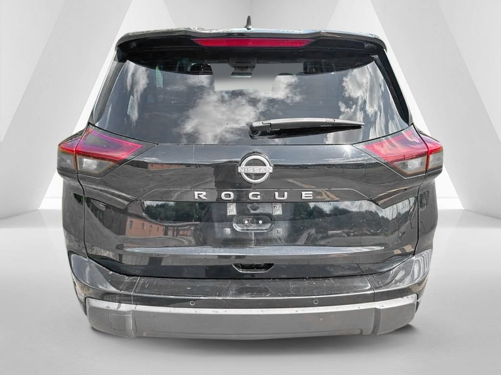 Used 2024 Nissan Rogue S FWD image 6