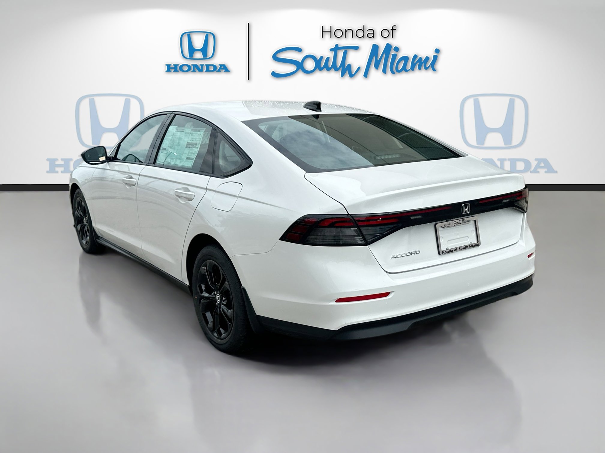 New 2025 Honda Accord SE image 4