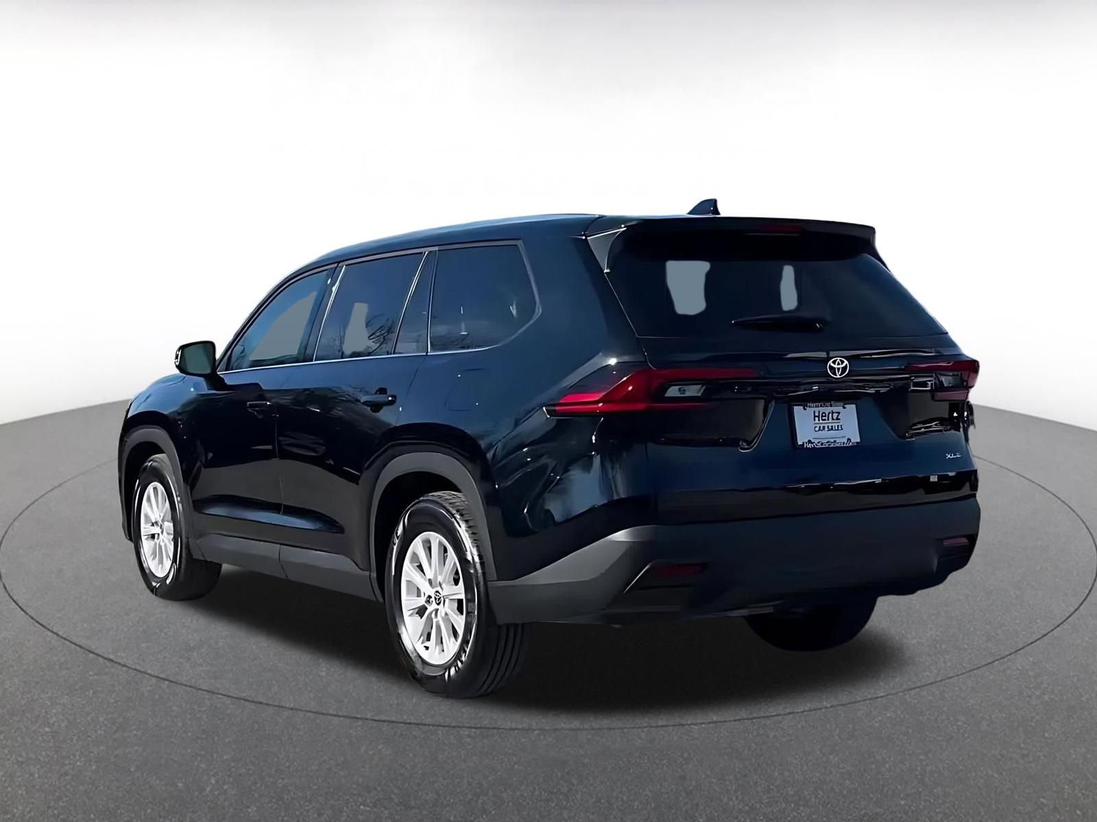 Used 2025 Toyota Grand Highlander FWD image 11