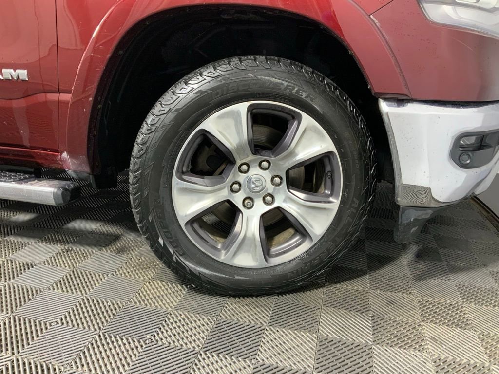 Used 2019 RAM 1500 Laramie AWD/4WD image 35