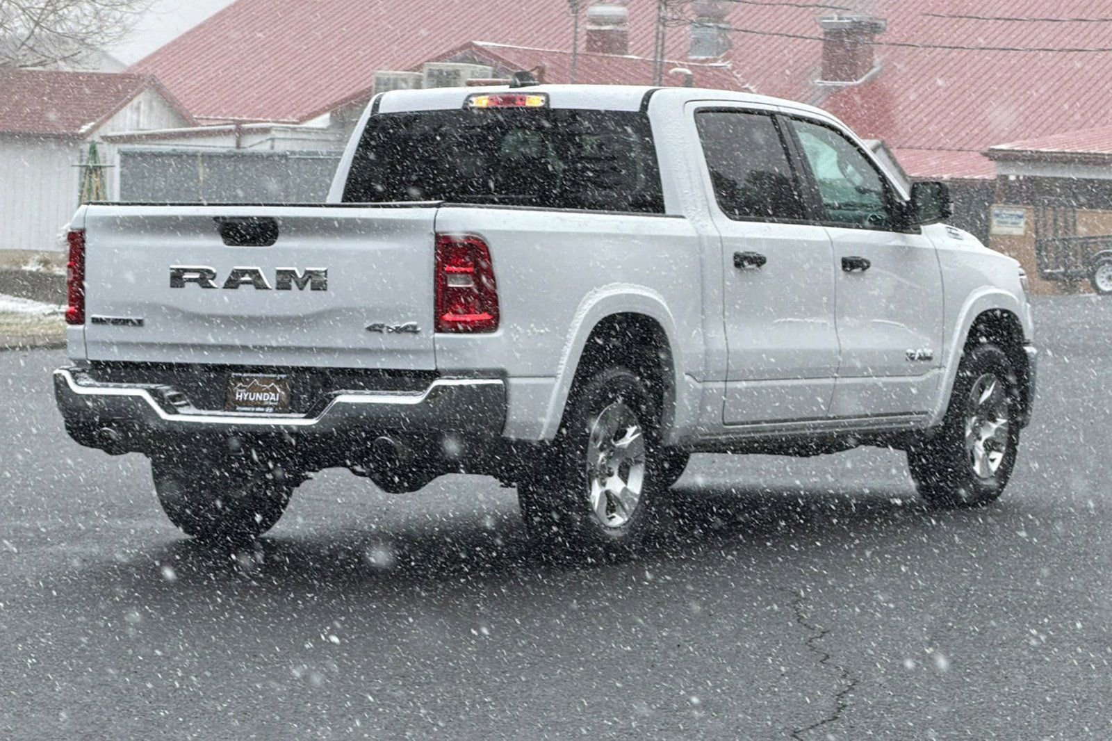 Used 2025 RAM 1500 Big Horn video 4