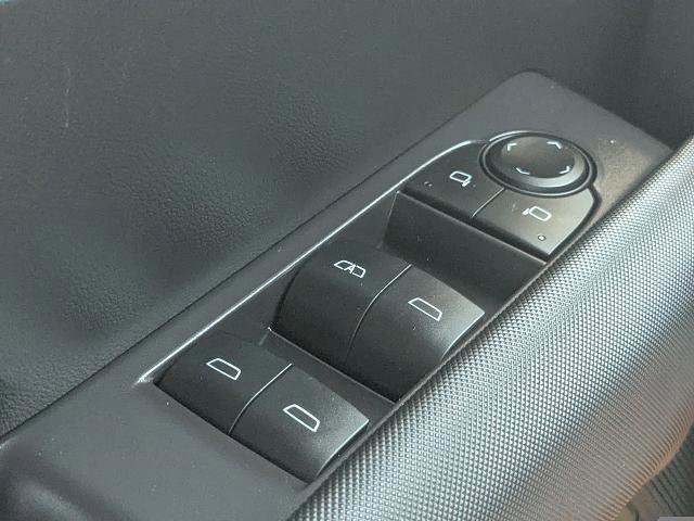Used 2023 Chevrolet Colorado Z71 w/ Z71 Convenience Package 2 AWD/4WD image 29