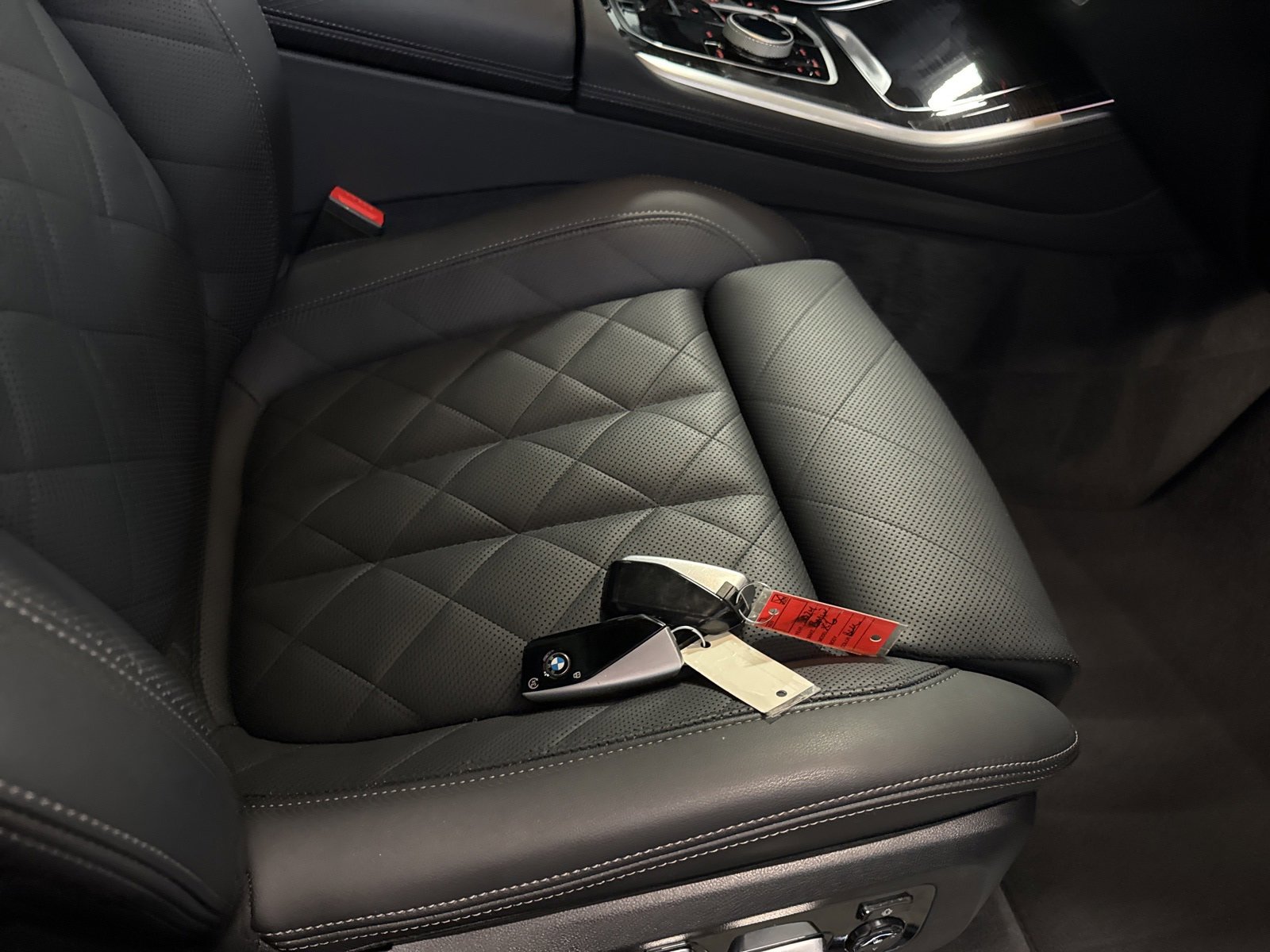 Used 2025 BMW X5 M60i image 38