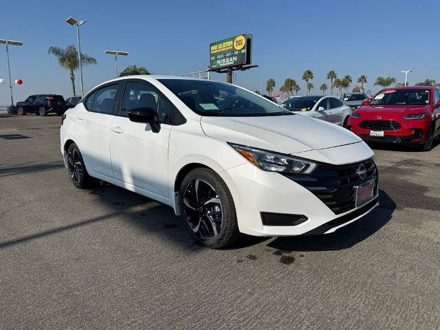 New 2025 Nissan Versa SR w/ Trunk Package FWD image 1