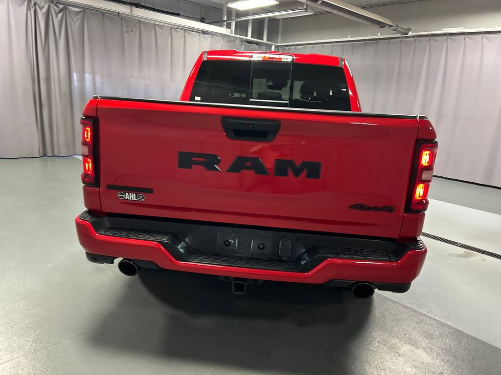Used 2025 RAM 1500 Big Horn AWD/4WD image 6
